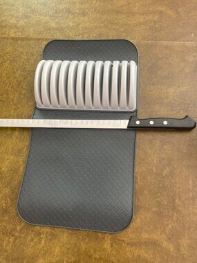 Wusthof  4541/29 Salmon Knife & Simply Essential Knife Mat